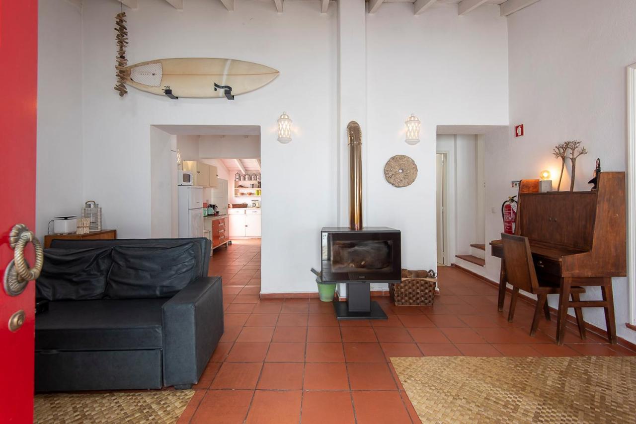 Hillside 2 Aljezur Old Town Guest House Exterior photo